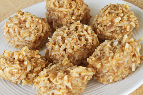 No-Bake Blond Coconut Macaroons