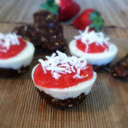 Coconut Bananza Pies Topped with Strawberry Pizzazz