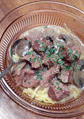 Healthy Slow Cooker Stroganoff