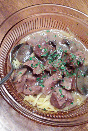 Healthy Slow Cooker Stroganoff